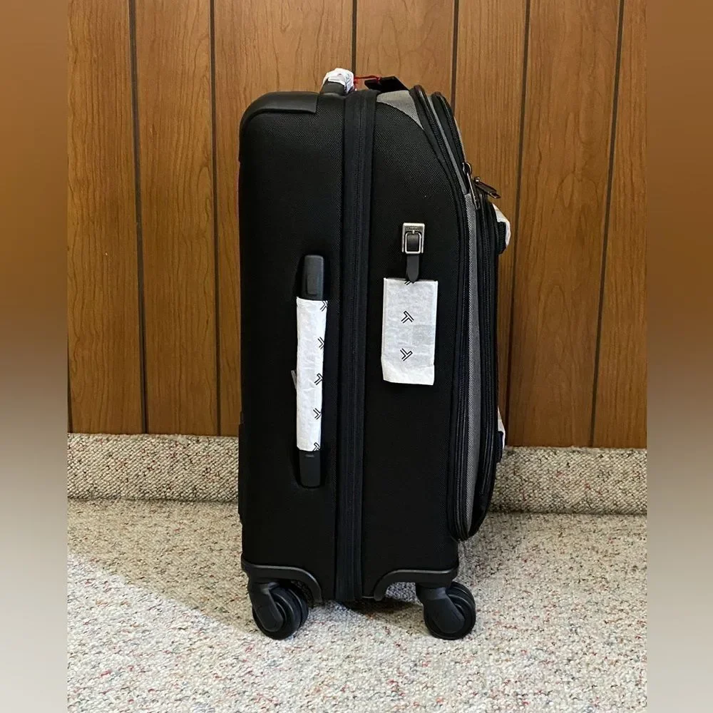 TUMI Merge International Front Lid Four-Wheel Carry-On